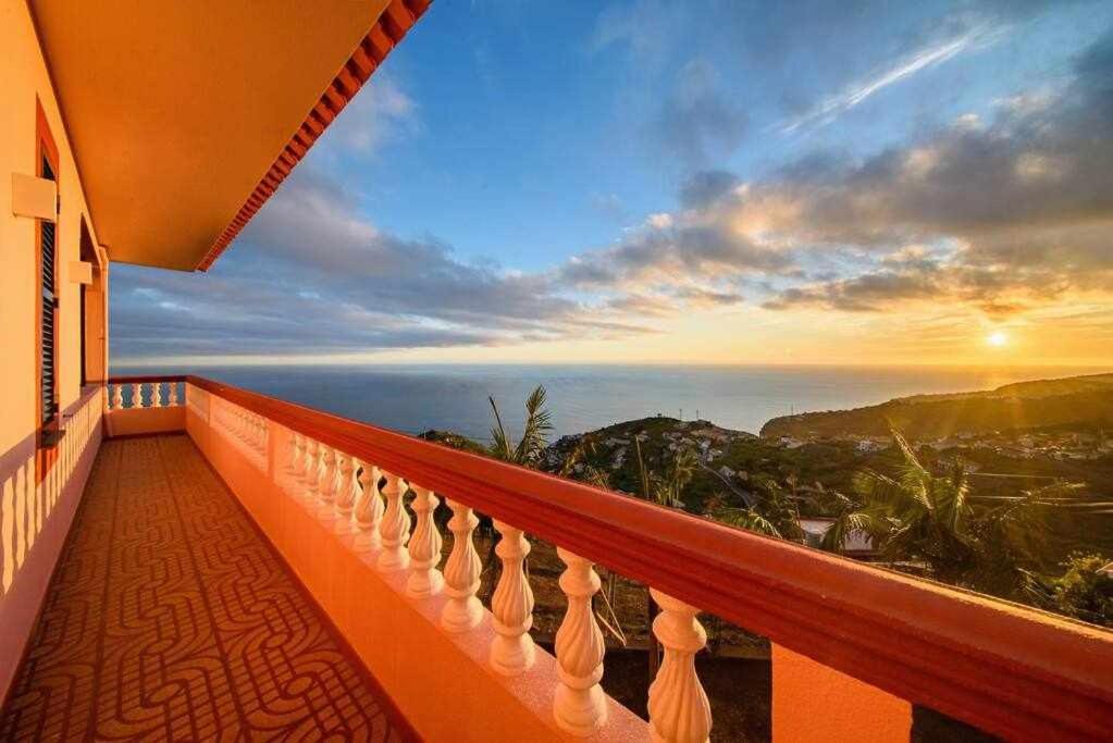 Lombo Cesteiro Guesthouse Tabua  Екстериор снимка