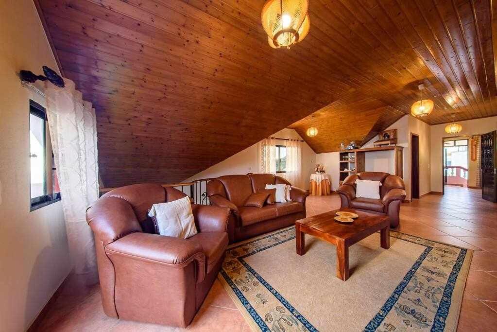 Lombo Cesteiro Guesthouse Tabua  Екстериор снимка