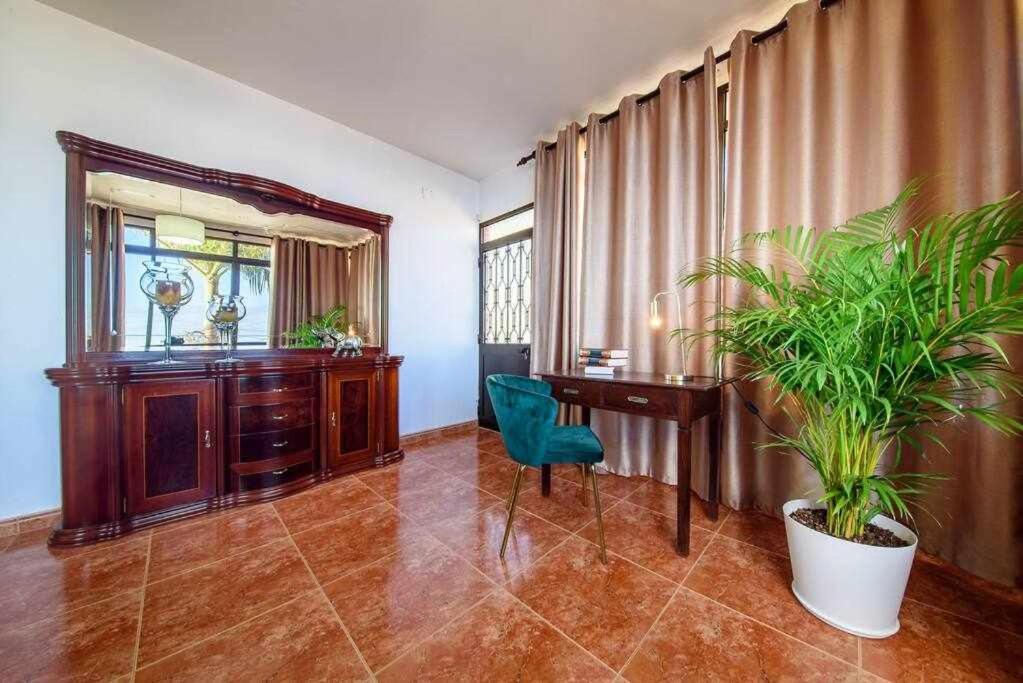 Lombo Cesteiro Guesthouse Tabua  Екстериор снимка