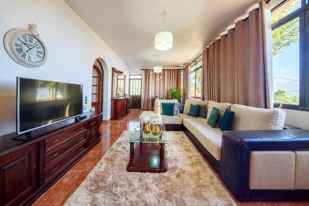 Lombo Cesteiro Guesthouse Tabua  Екстериор снимка
