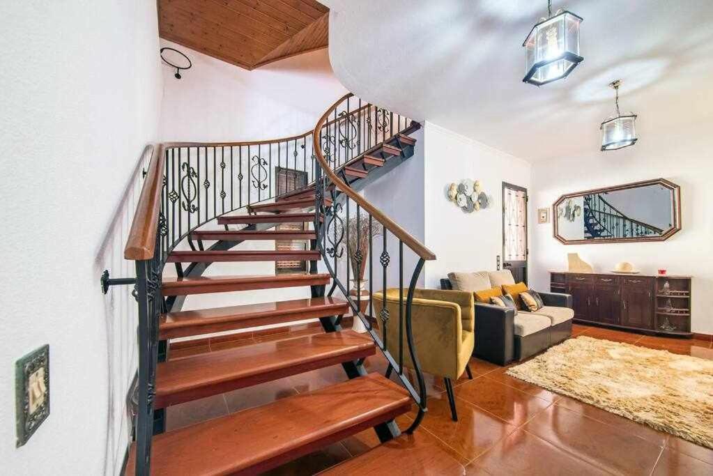Lombo Cesteiro Guesthouse Tabua  Екстериор снимка
